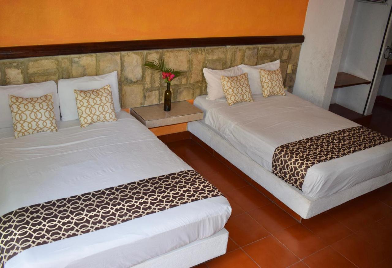 Hotel Casa Arena Zihuatanejo Buitenkant foto